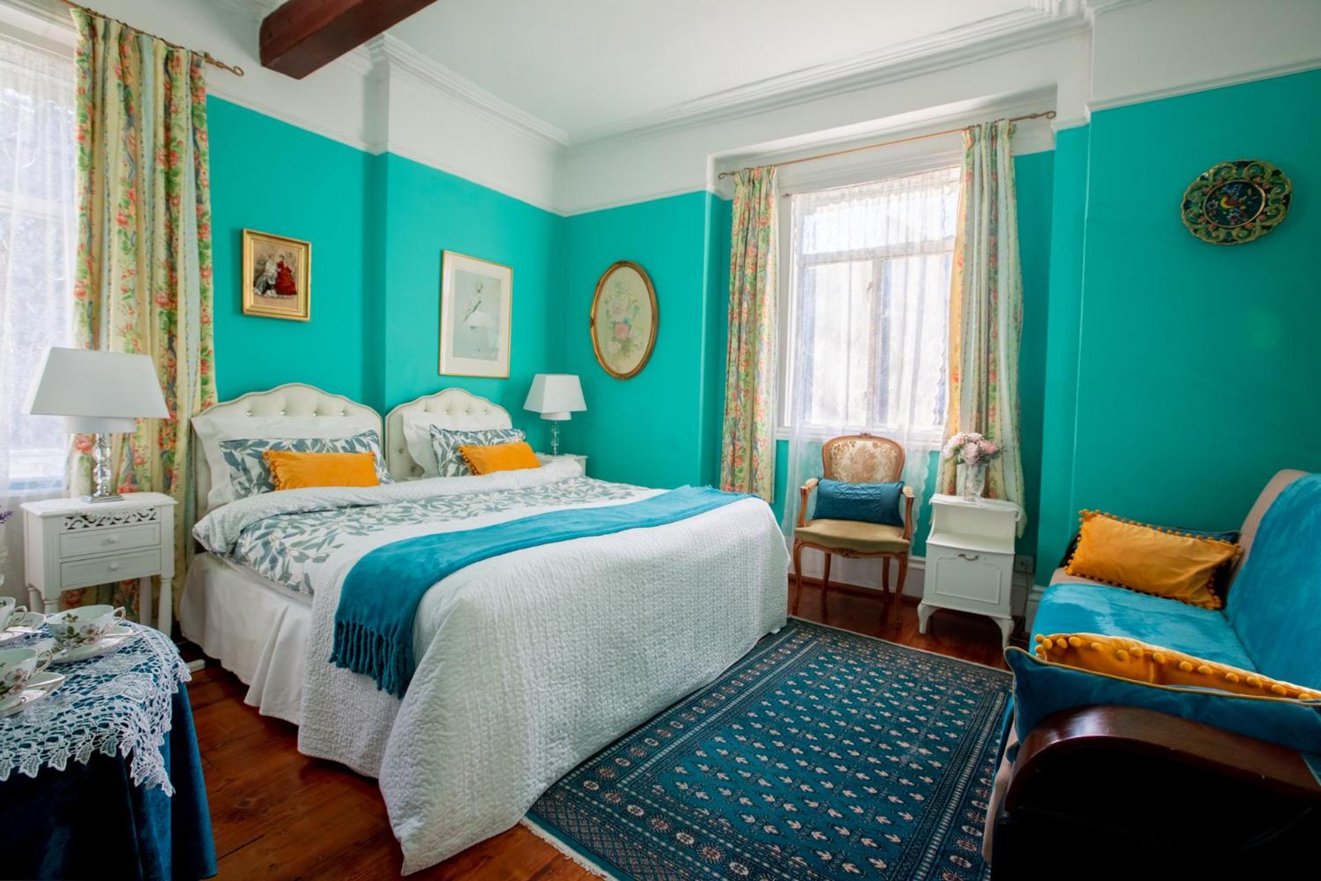 Dawson Place, Juliette's Londra